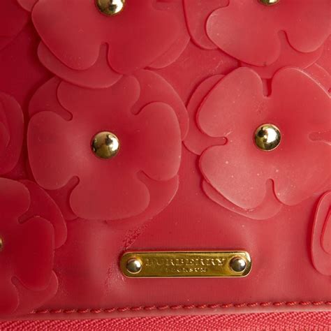 burberry petal bag price